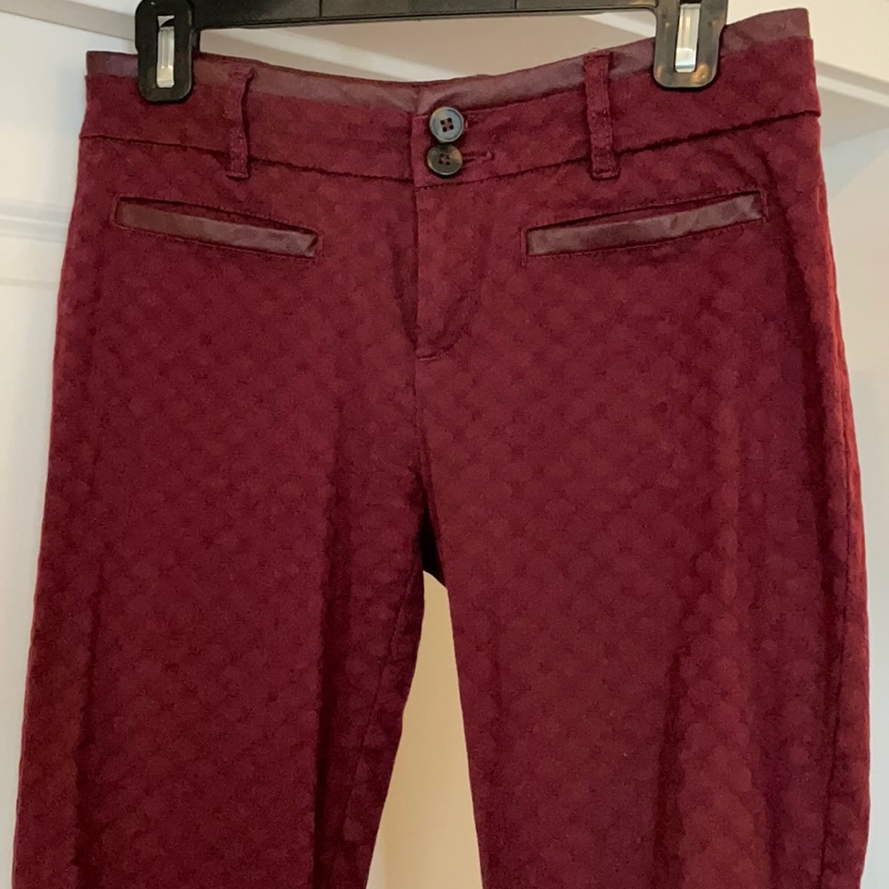 LIKE NEW ANTHROPOLOGIE CARTONNIER BURGUNDY PATTERNED LEATHER TRIMMED PANTS SZ 2
